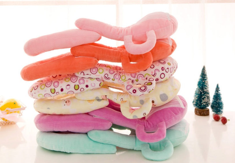 Plush Baby Feeding Pillow – Comfortable Nursing Support Cushion